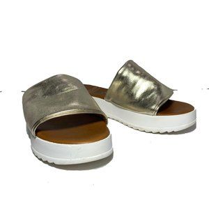 Italian Shoemakers Metallic Gold Slip-on Sandals Size 7.5